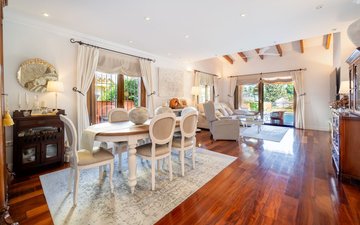 Property slide 18