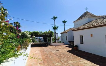 Property slide 39