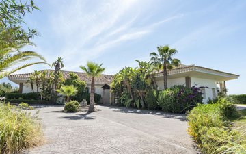 Property slide 36