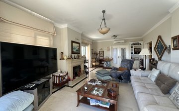 Property slide 14