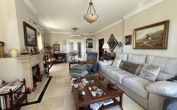 Property slide 15