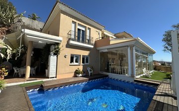 Property slide 19