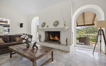 Property slide 22