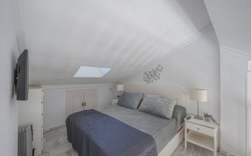 Property slide 10