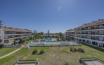 Property slide 15