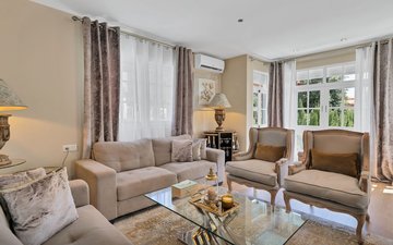 Property slide 36