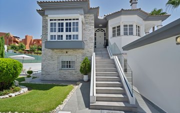 Property slide 48
