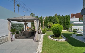 Property slide 51