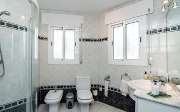 Property slide 24