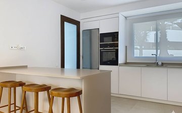 Property slide 16