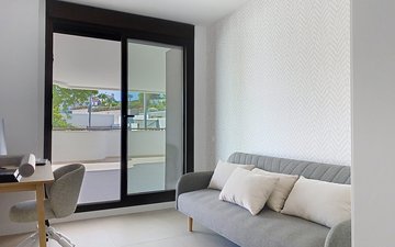 Property slide 32