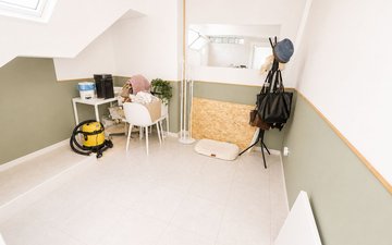 Property slide 5