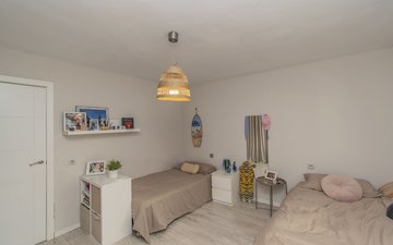 Property slide 14