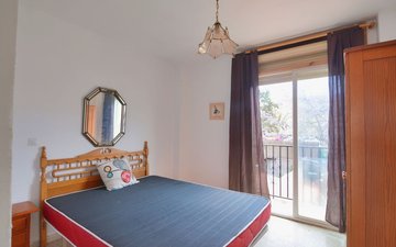 Property slide 16