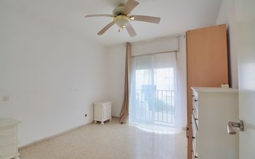 Property slide 22