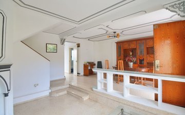 Property slide 4