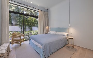 Property slide 28