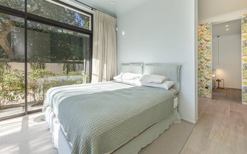 Property slide 30
