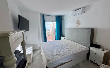 Property slide 25