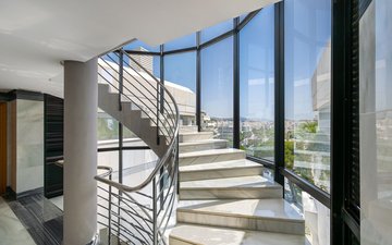 Property slide 17