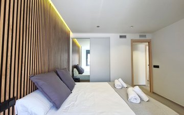 Property slide 22