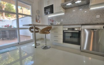 Property slide 10