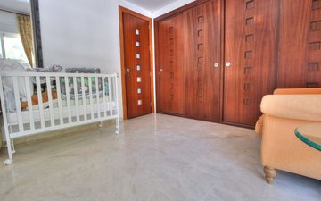 Property slide 25