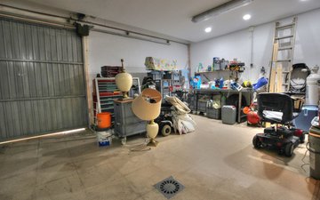 Property slide 30