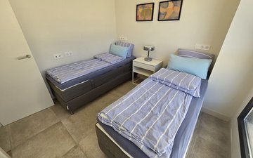 Property slide 19