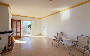 Property slide 10