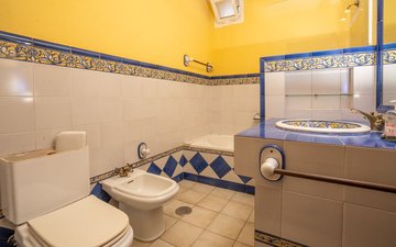Property slide 18