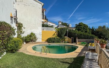 Property slide 21