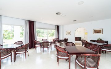 Property slide 20