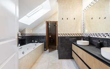 Property slide 16