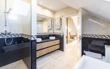 Property slide 17