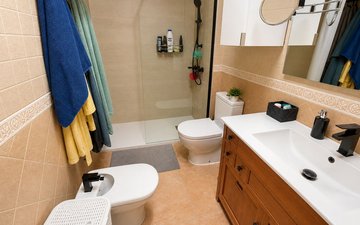 Property slide 22