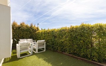 Property slide 20