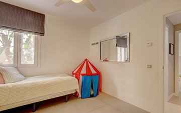 Property slide 38