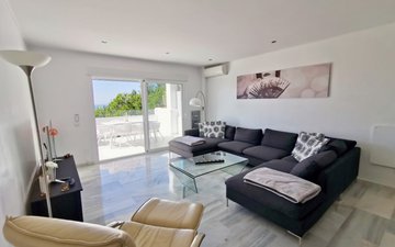Property slide 21