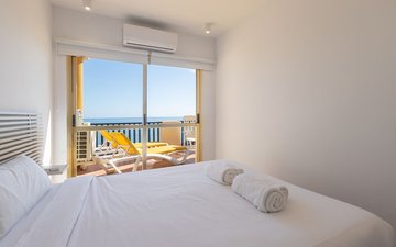Property slide 20