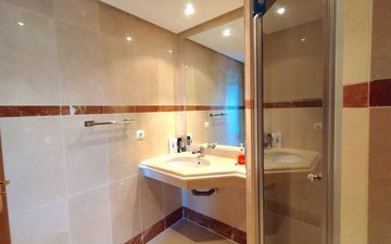 Property slide 20