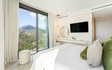 Property slide 17