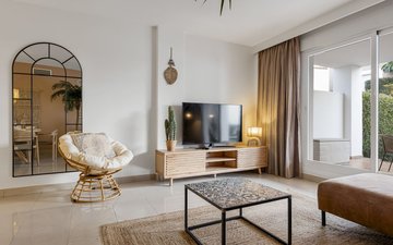 Property slide 10