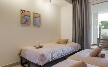 Property slide 18