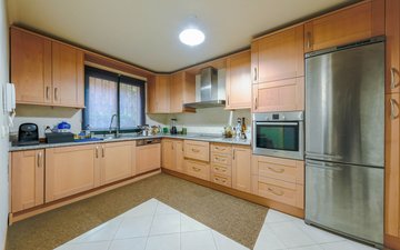 Property slide 14