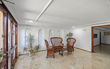 Property slide 22