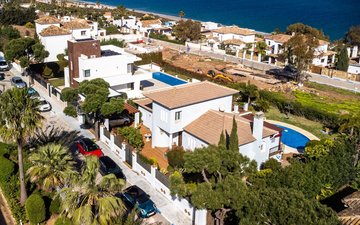 Property slide 66