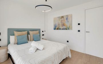 Property slide 14