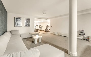 Property slide 20