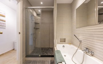 Property slide 21